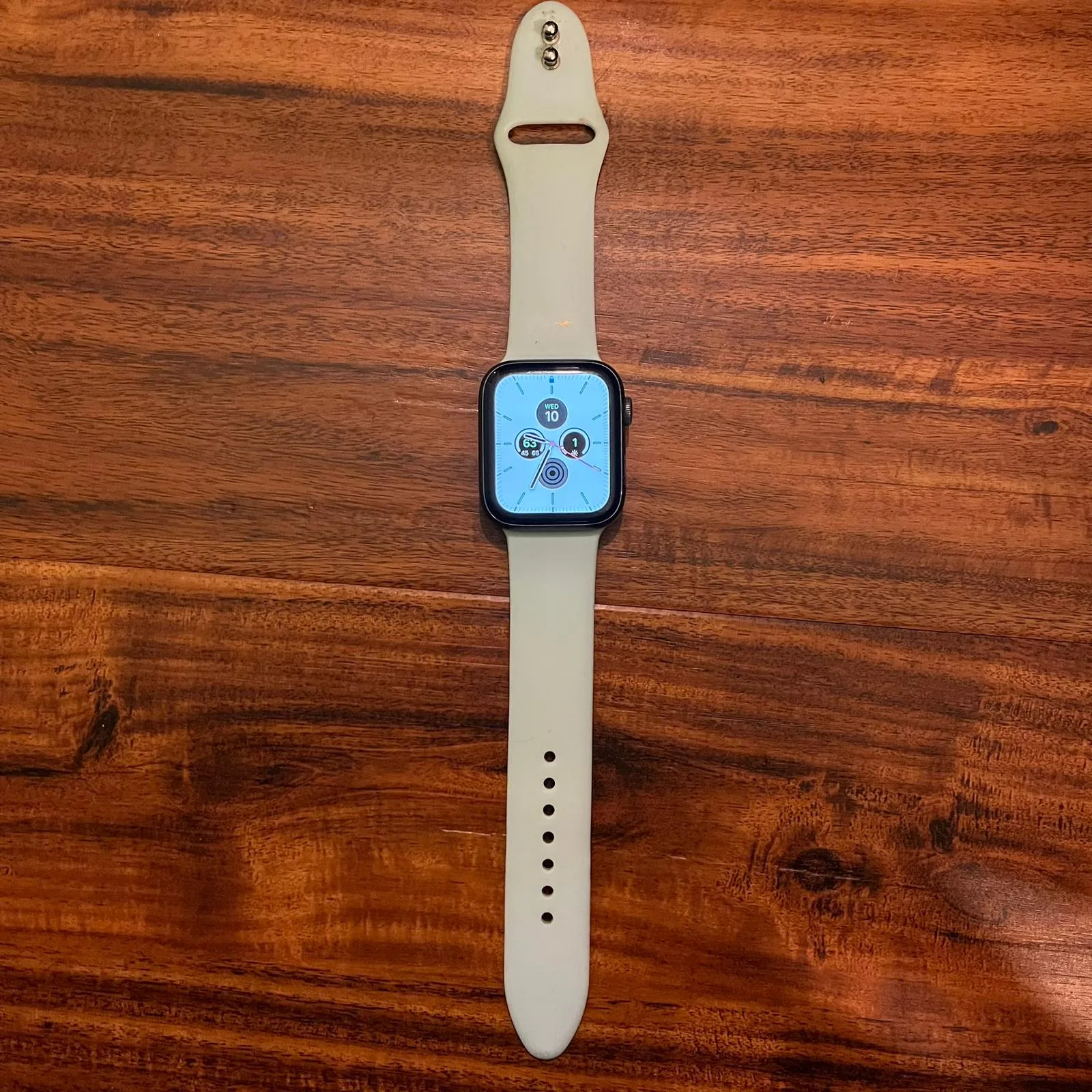 Apple Watch Series 4 Blue - (Unlocked)