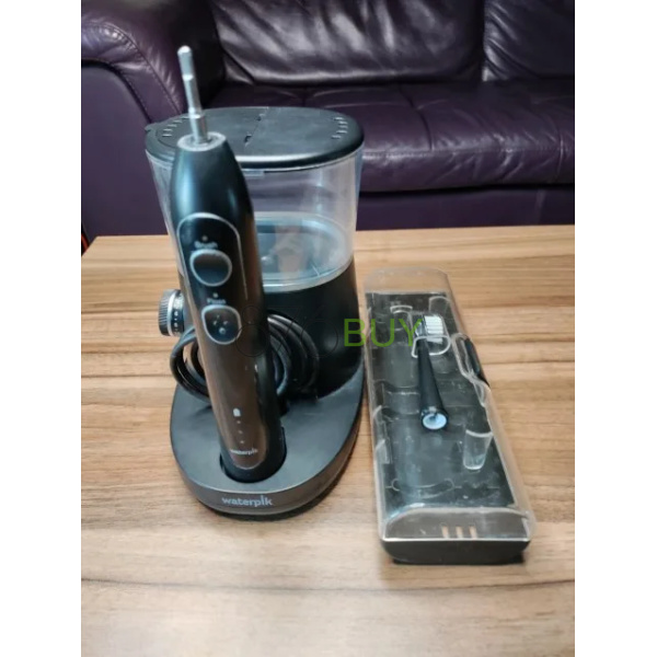 Black Waterpik Sonic-Fusion Flossing Toothbrush - Image 3