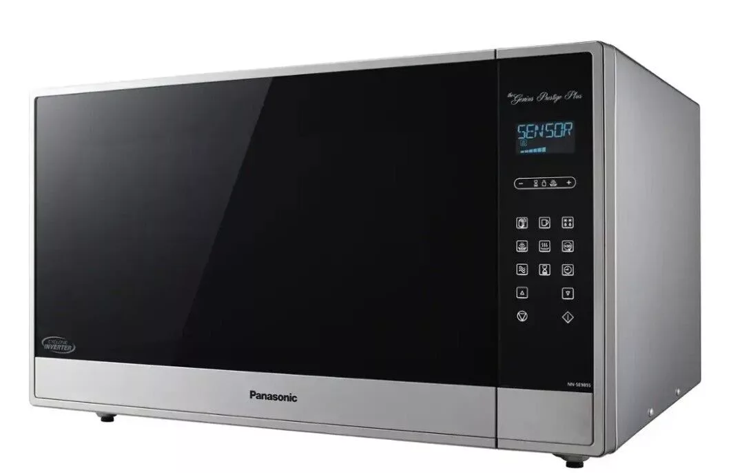 Panasonic NN-SN97HS 2.2 cu ft, 250W Microwave Oven - Image 2